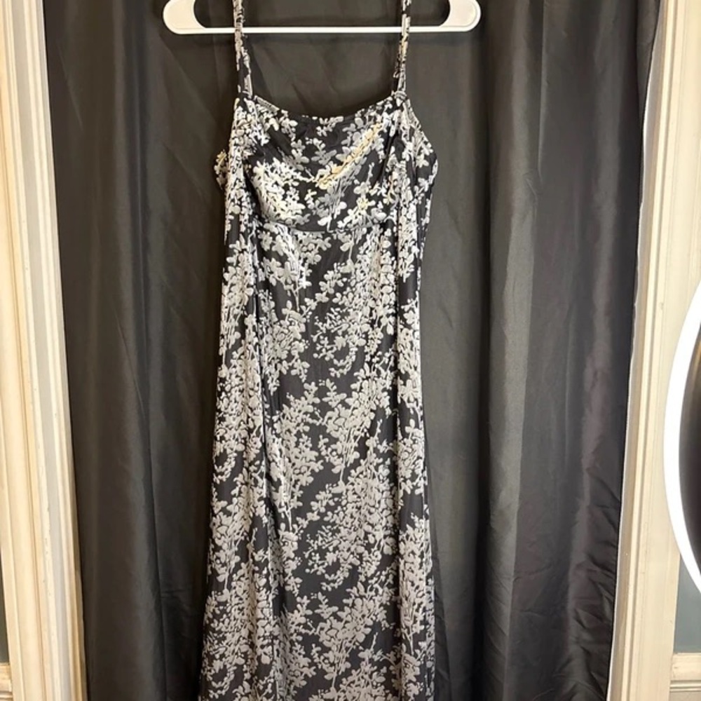 Black & White Floral Maxi Slip Dress - Elegant Spaghetti Strap Style